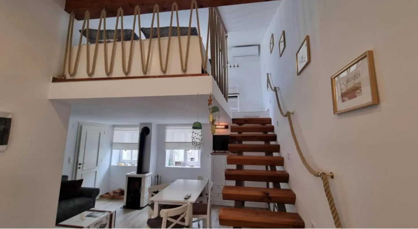 Apartman Manuela Pag Town Apartment